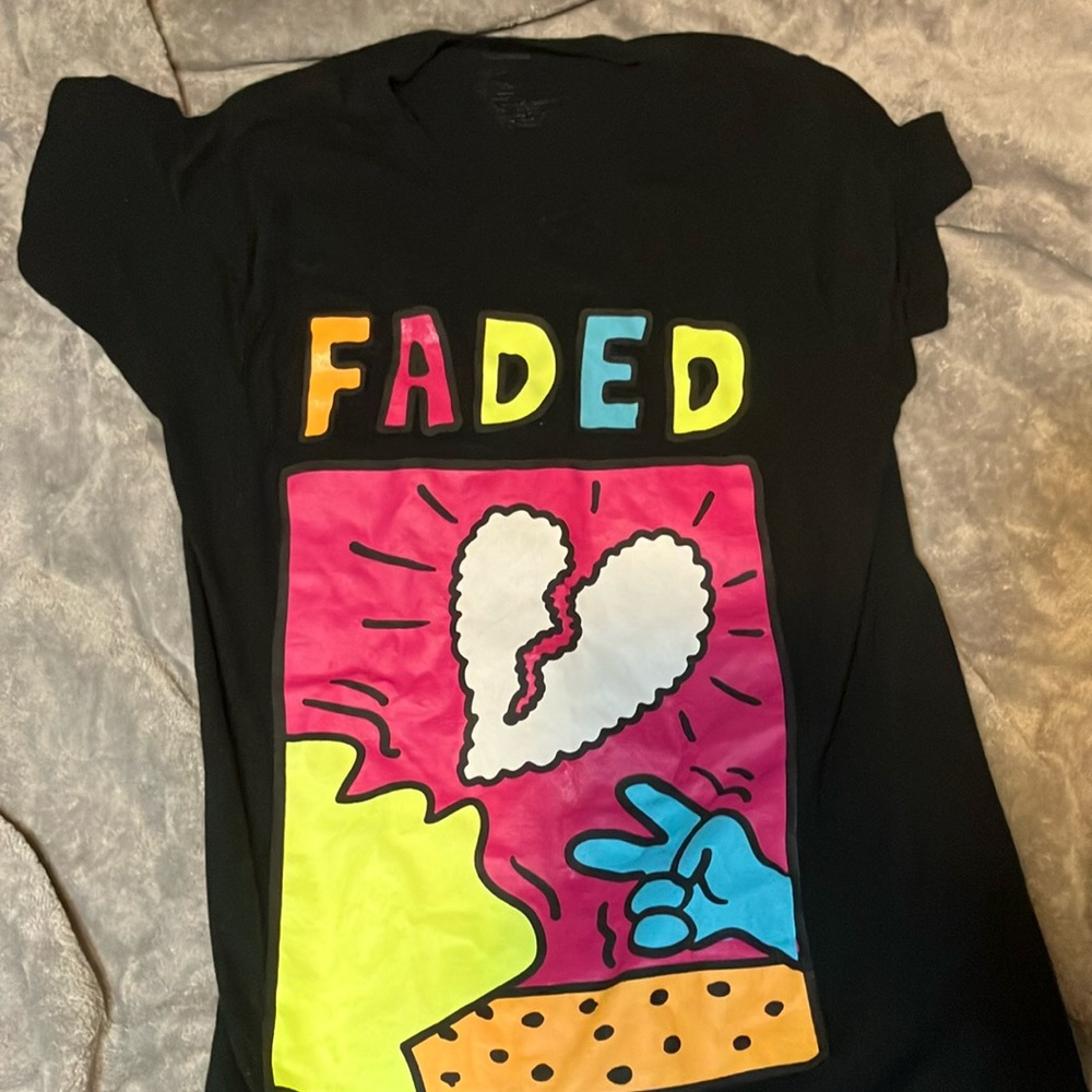 Mens Shirt. S